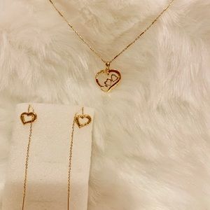 🚫SOLD🚫 18karat real gold earrings&necklace Set